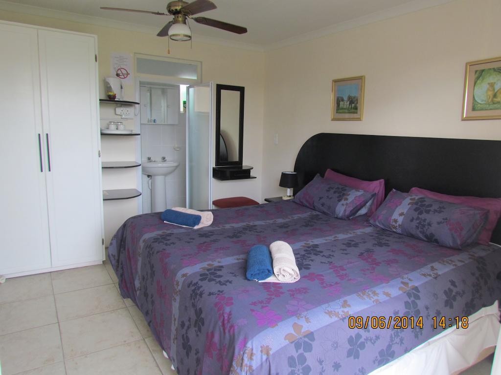 Blue Horizon Bay Guest House Van Stadensriviermond Room photo